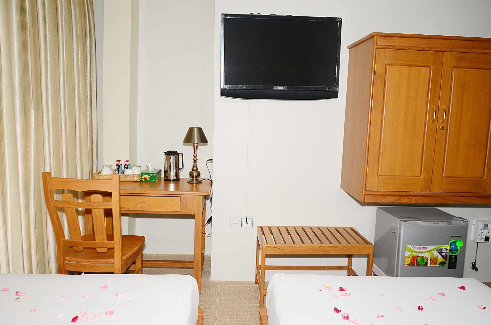 Hotel Yno Yangon Exterior photo